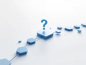 Vraagteken pictogram boven verbonden zeshoekige vormen die projectmanagement workflow tonen op witte achtergrond